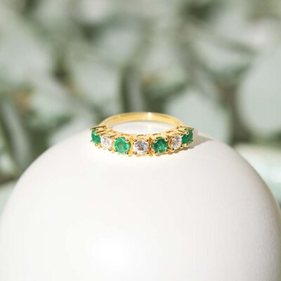 Venus Emerald Ring