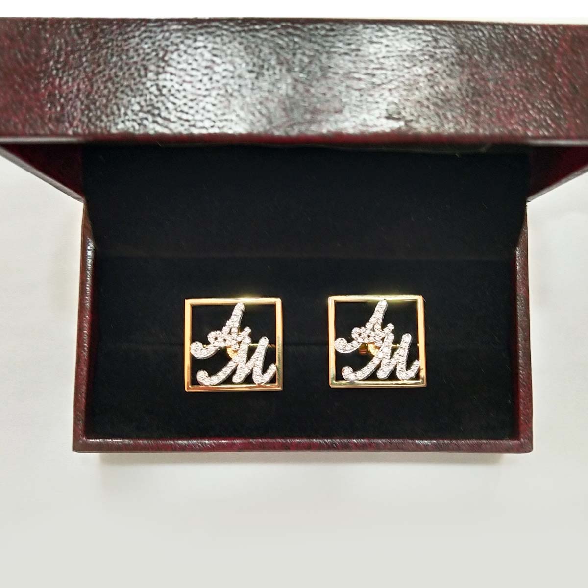 Am-Cufflinks-1.jpg