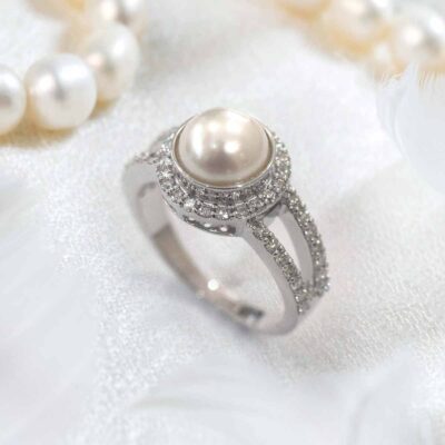 Lucia Pearl Ring